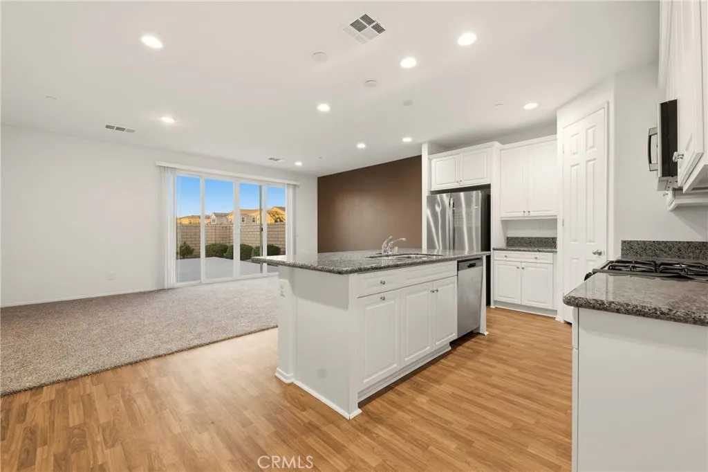 30654 Rodriquez, Menifee, California 92584 home-pic-38