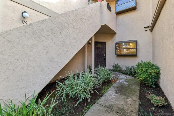 3661 Avocado Village Ct 115, La Mesa, California 91941