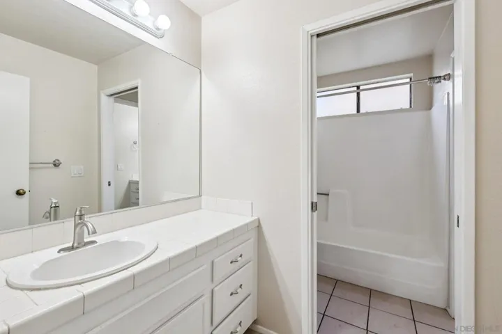 3661 Avocado Village Ct 115, La Mesa, California 91941