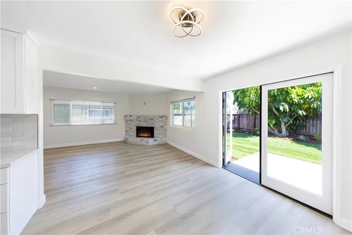2477 Orange A, Costa Mesa, California 92627