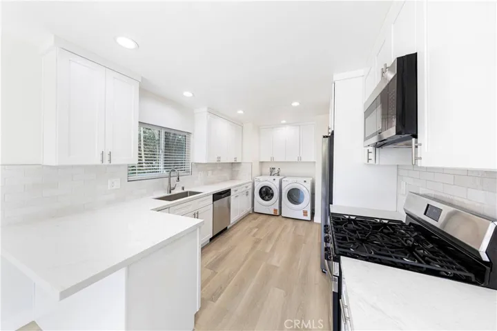 2477 Orange A, Costa Mesa, California 92627