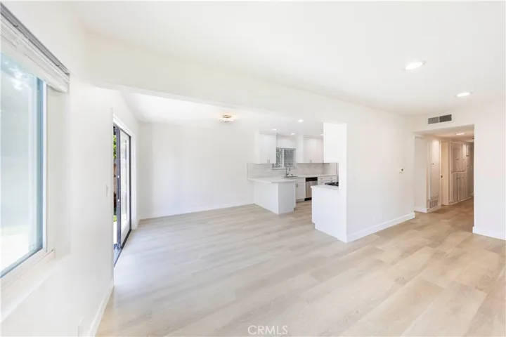 2477 Orange A, Costa Mesa, California 92627