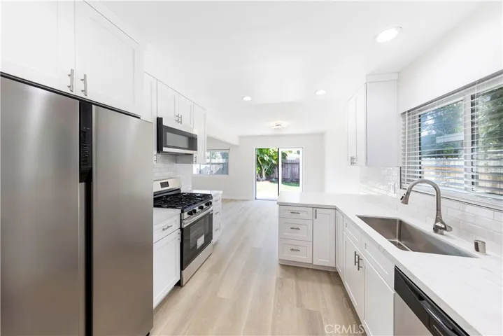 2477 Orange A, Costa Mesa, California 92627