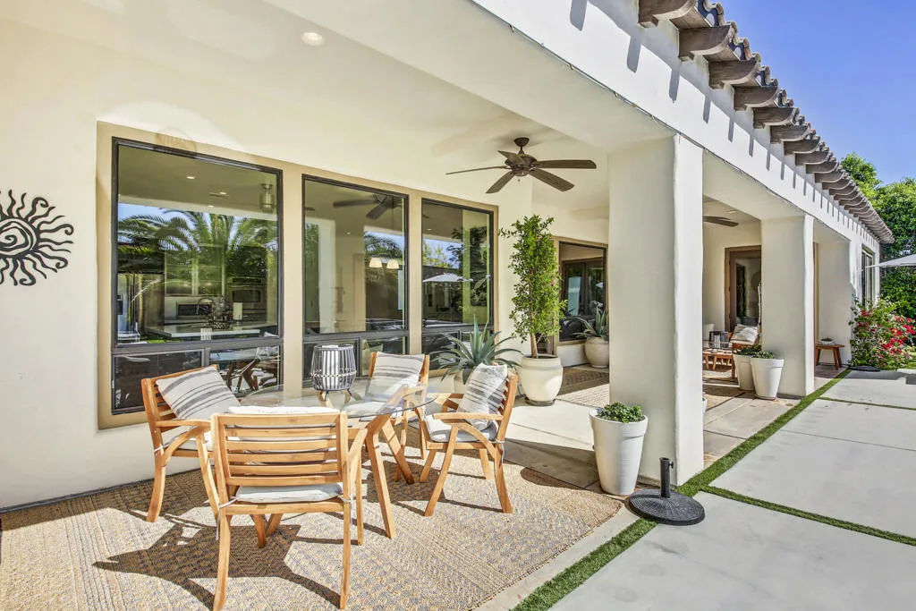 65 PATIO FULL SIZE