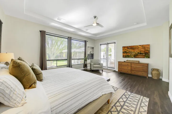 52 MASTER BED FULL SIZE