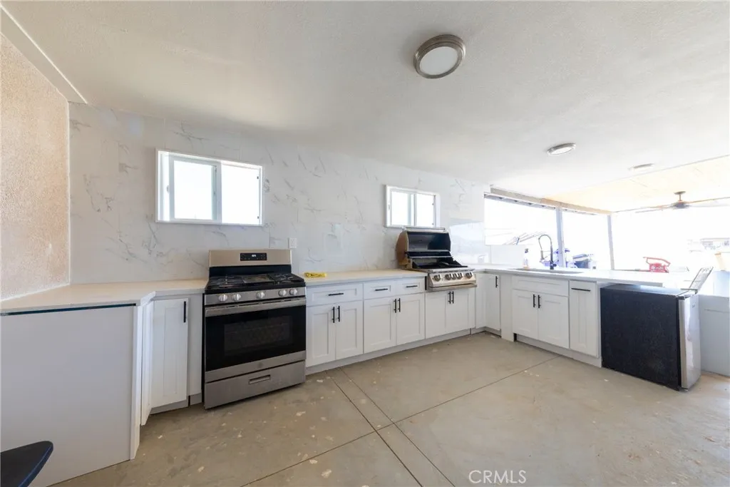 14625 Olema Road, Apple Valley, California 92307 home-pic-35