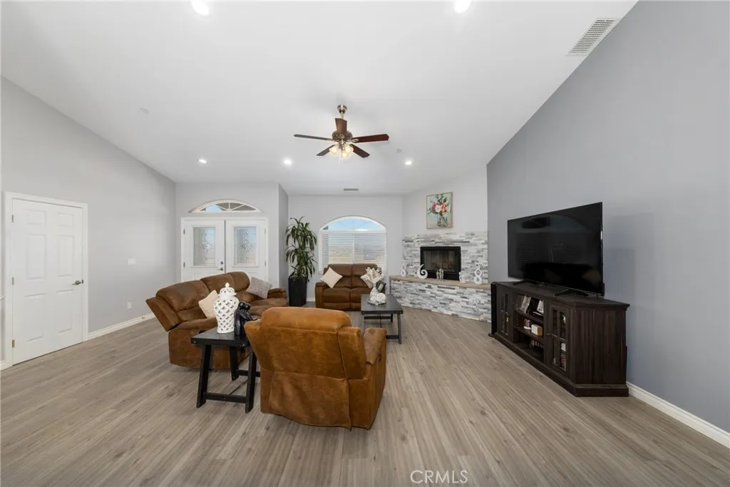 14625 Olema Road, Apple Valley, California 92307 home-pic-39