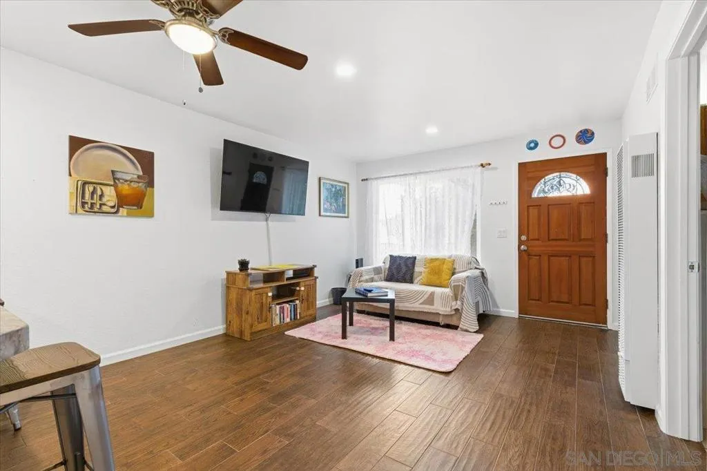 227 50th 11, San Diego, California 92102 home-pic-1