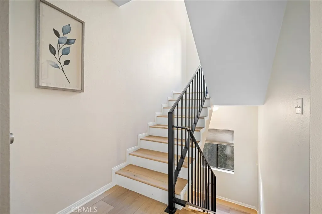 2743 Hermosa Avenue B, Glendale, California 91020 home-pic-17