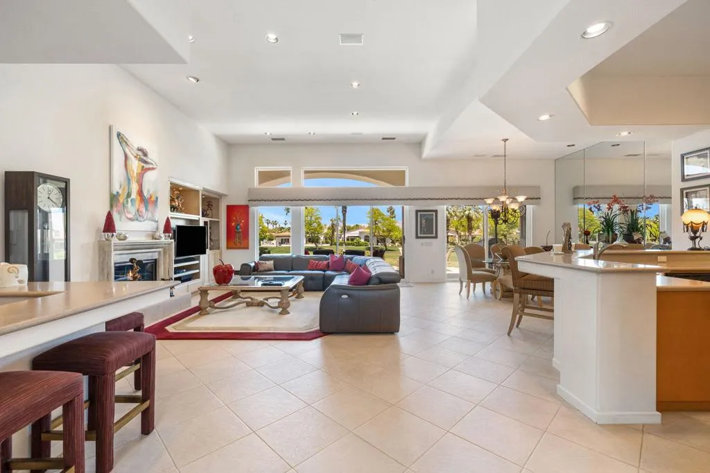 944 Mesa Grande Drive, Palm Desert, California 92211 home-pic-13