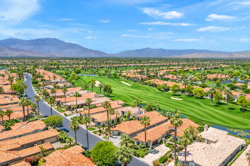 944 Mesa Grande Drive, Palm Desert, California 92211 home-pic-45