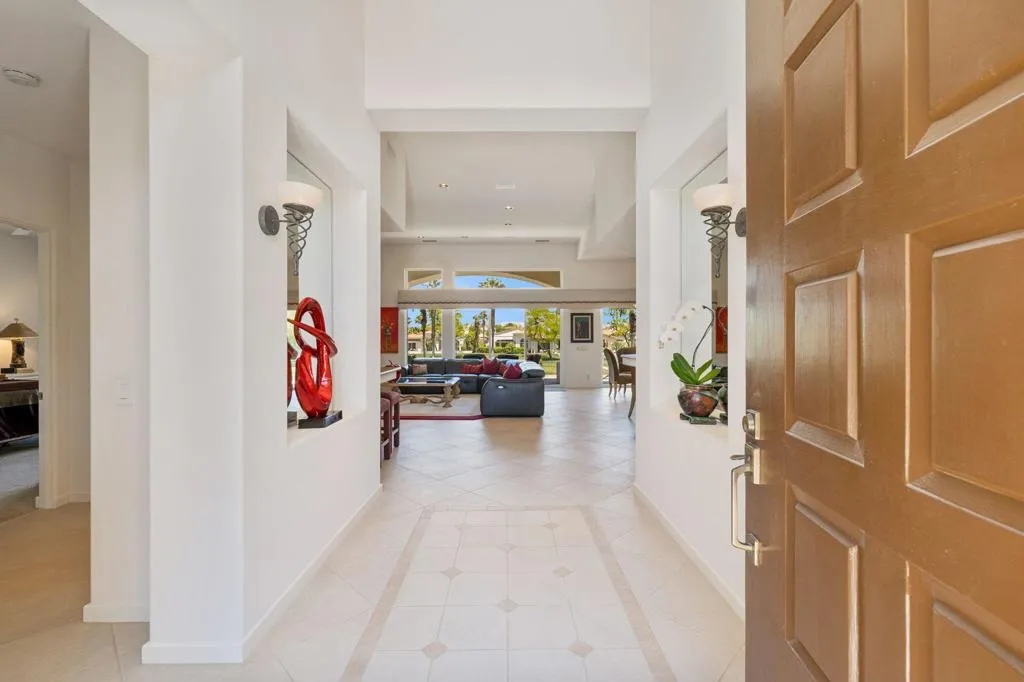 944 Mesa Grande Drive, Palm Desert, California 92211 home-pic-9