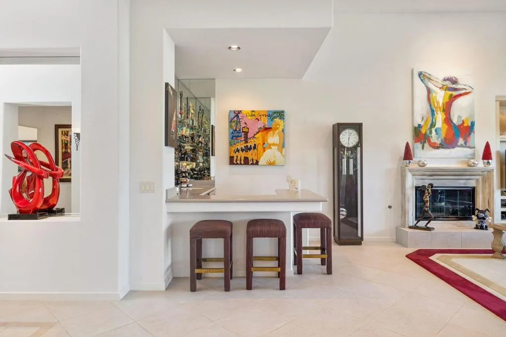 944 Mesa Grande Drive, Palm Desert, California 92211 home-pic-11
