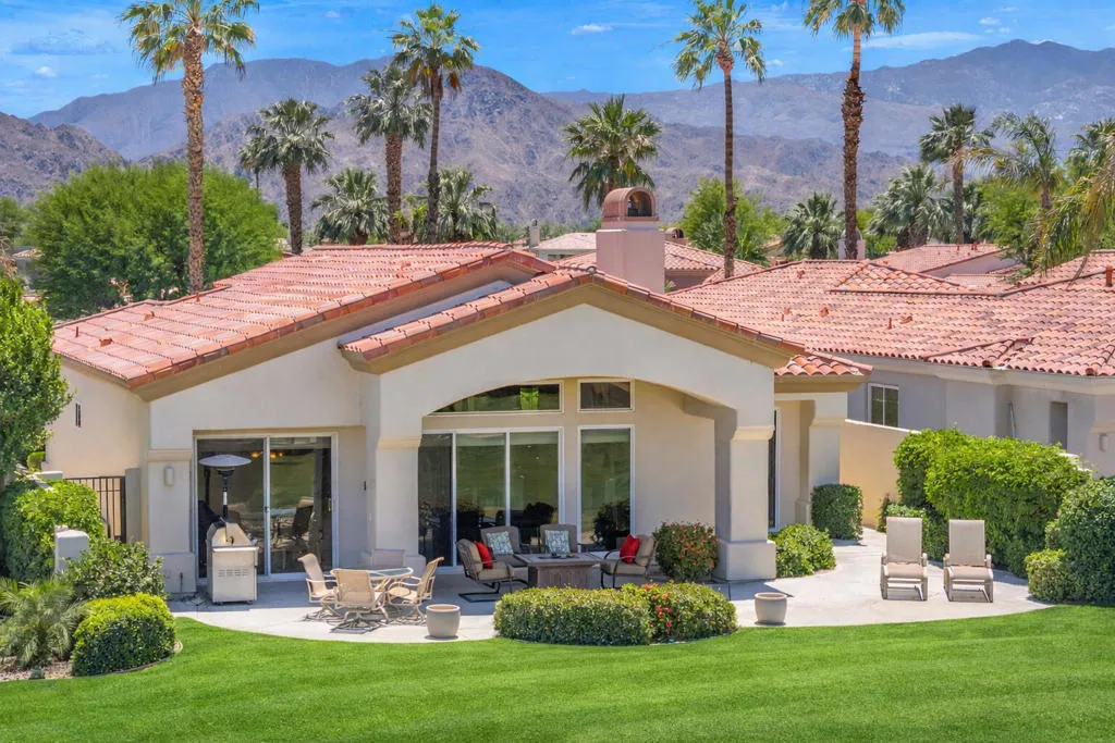 944 Mesa Grande Drive, Palm Desert, California 92211 home-pic-2