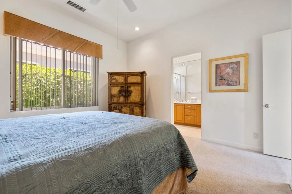 944 Mesa Grande Drive, Palm Desert, California 92211 home-pic-34