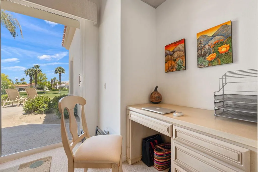 944 Mesa Grande Drive, Palm Desert, California 92211 home-pic-28