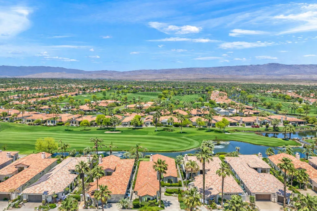 944 Mesa Grande Drive, Palm Desert, California 92211 home-pic-46