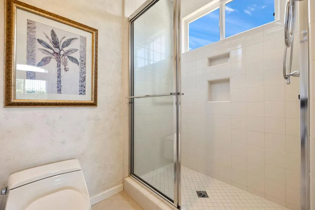 944 Mesa Grande Drive, Palm Desert, California 92211 home-pic-37