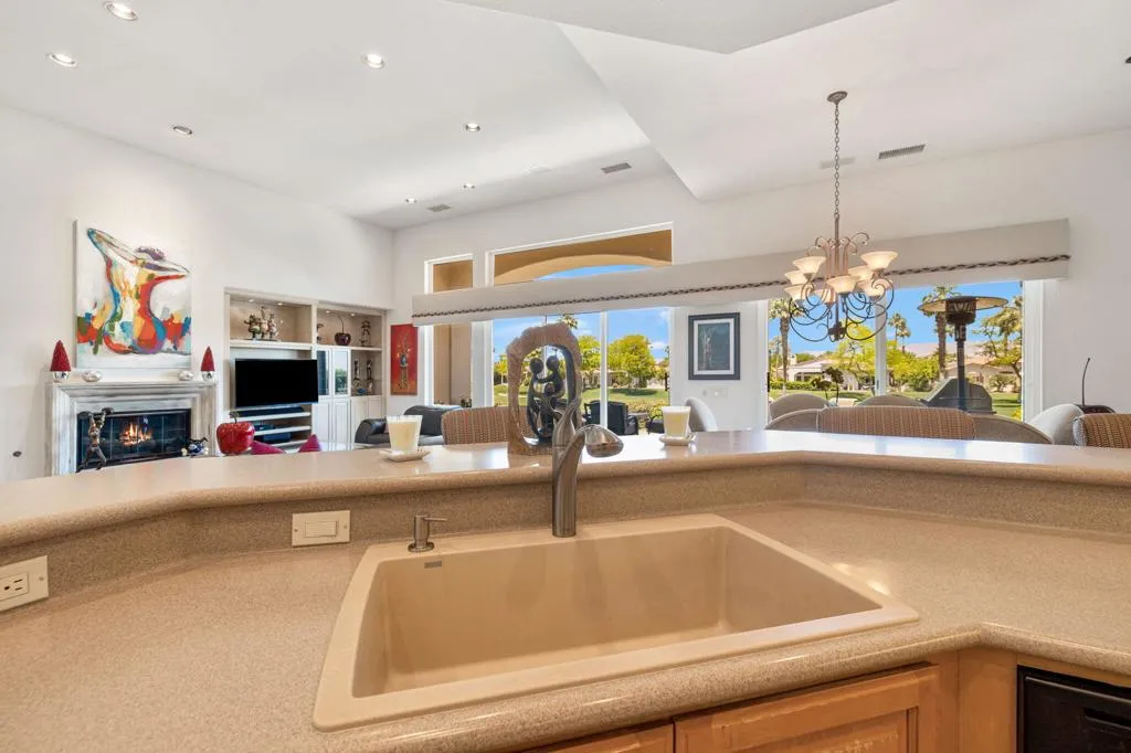 944 Mesa Grande Drive, Palm Desert, California 92211 home-pic-21