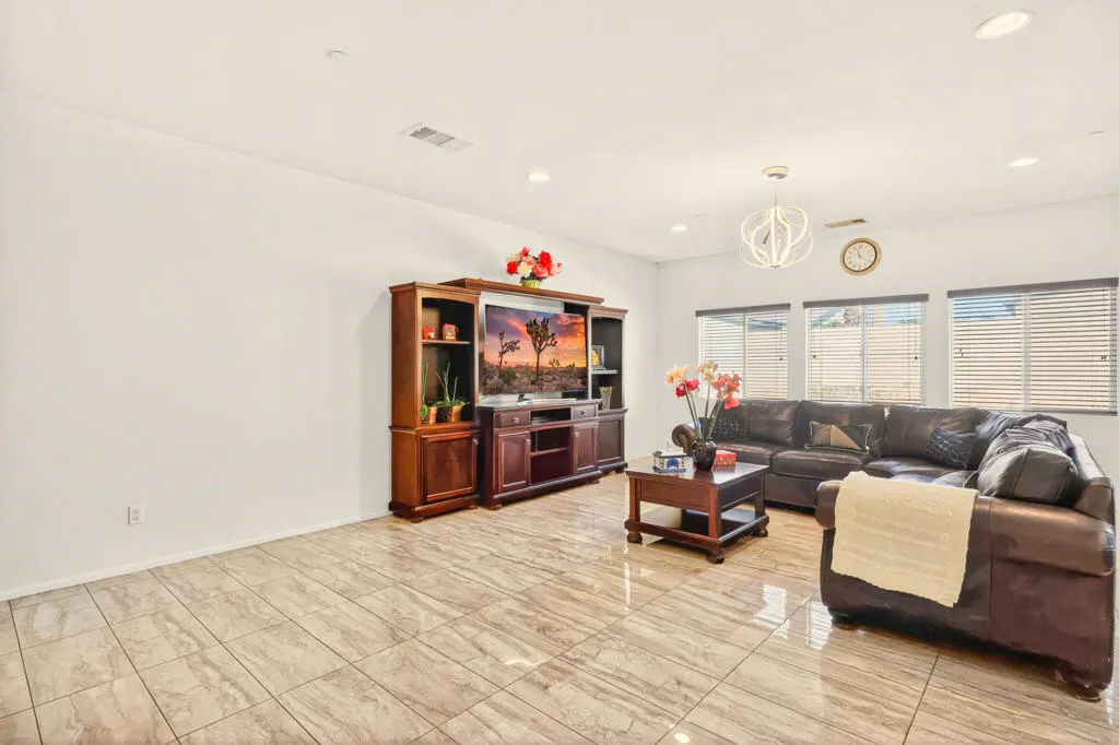 83740 Durazo Lane, Indio, California 92203 home-pic-10