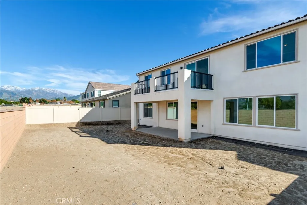 1713 Wren Avenue, Redlands, California 92374 home-pic-10