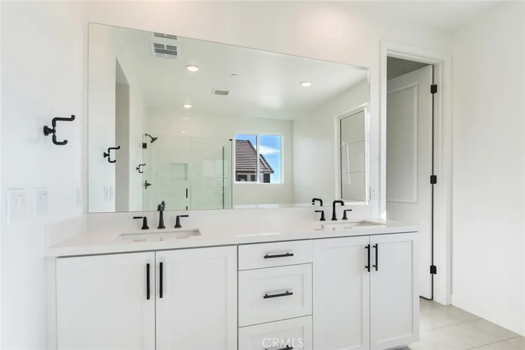 1713 Wren Avenue, Redlands, California 92374 home-pic-7