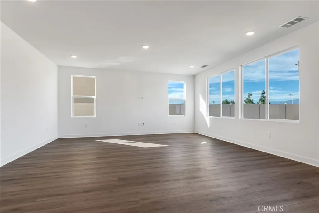 1713 Wren Avenue, Redlands, California 92374 home-pic-6