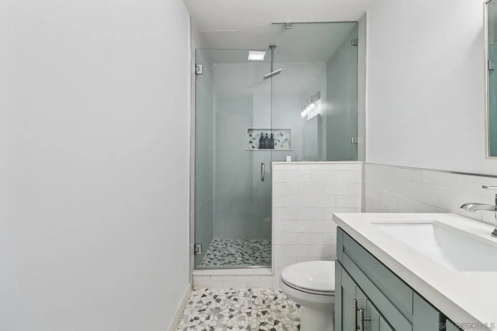 2804 C St, San Diego, California 92102 home-pic-24