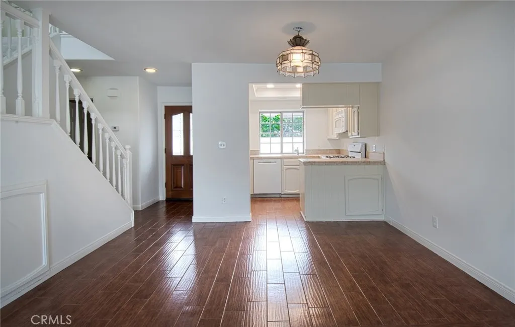 2652 Santa Ana E, Costa Mesa, California 92627 home-pic-2