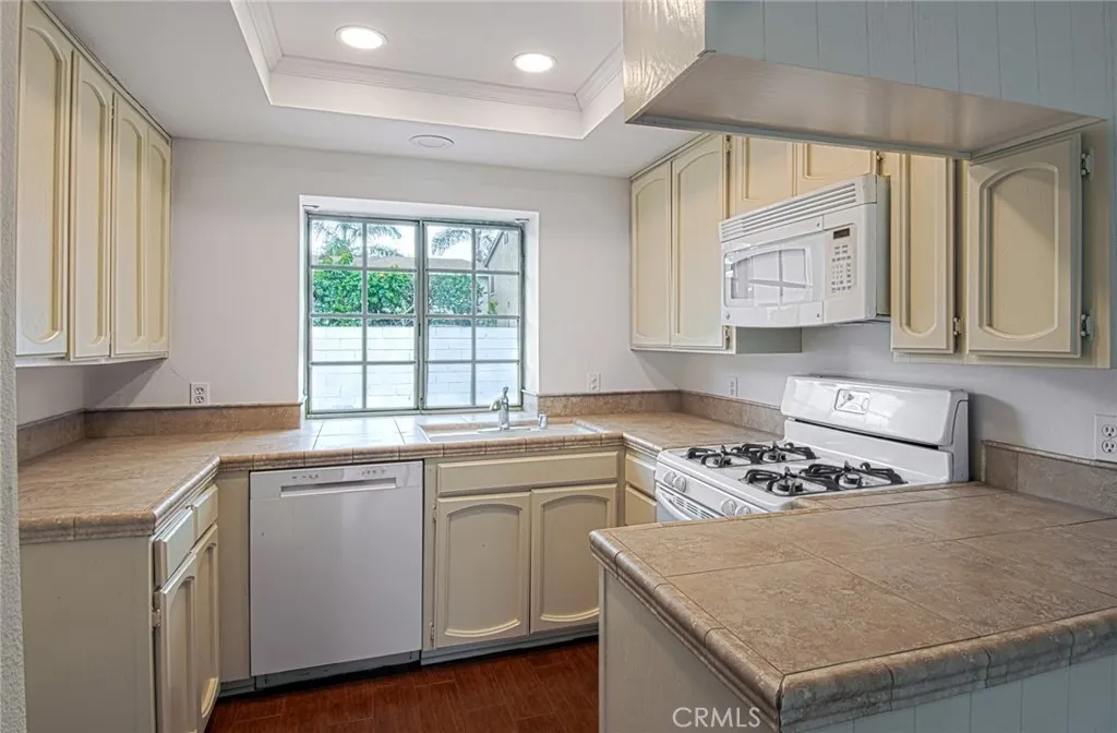 2652 Santa Ana E, Costa Mesa, California 92627 home-pic-1