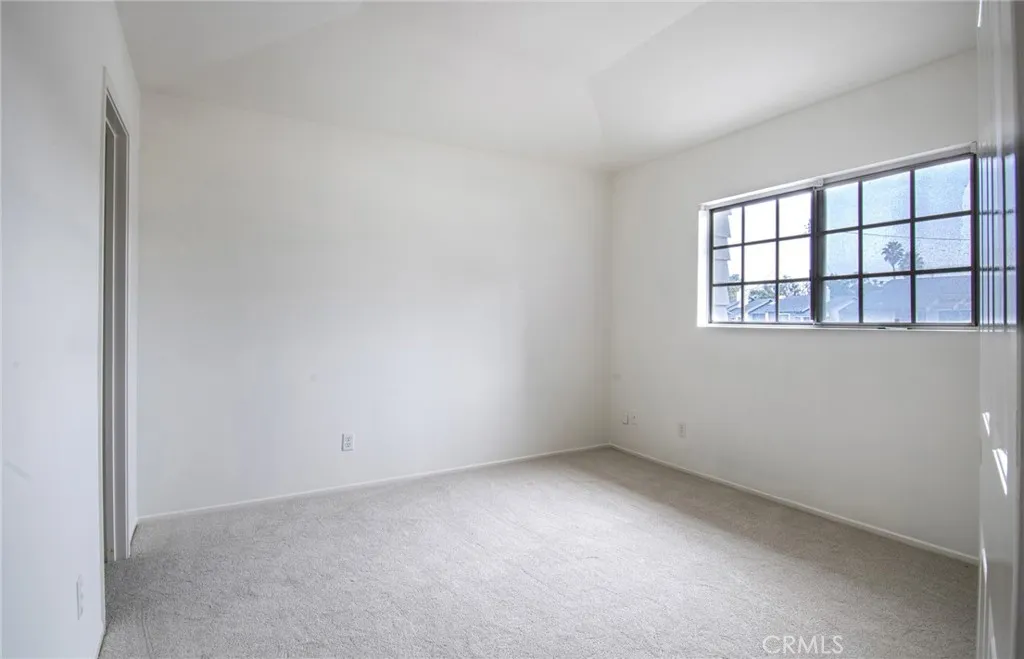 2652 Santa Ana E, Costa Mesa, California 92627 home-pic-12