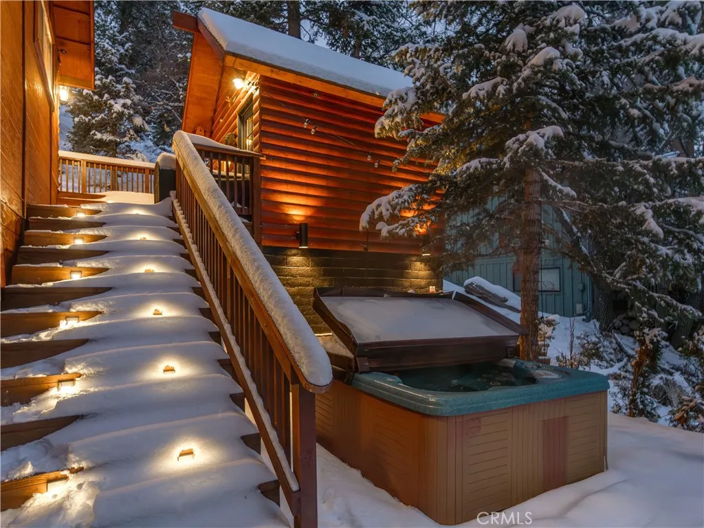 42947 Dogwood Drive, Big Bear, California 92315 home-pic-2