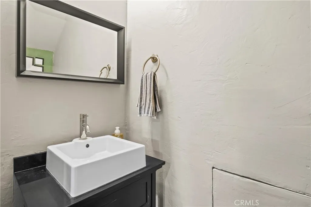 1701 Mountain Terrace, Montebello, California 90640 home-pic-21