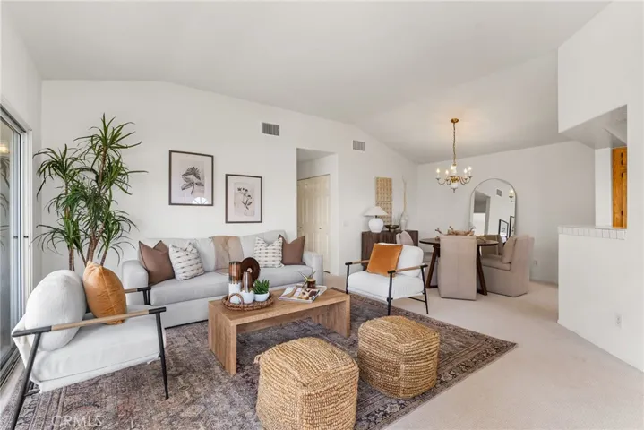 8123 E Oak Ridge Circle, Anaheim Hills, California 92808