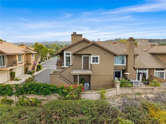 8123 E Oak Ridge Circle, Anaheim Hills, California 92808