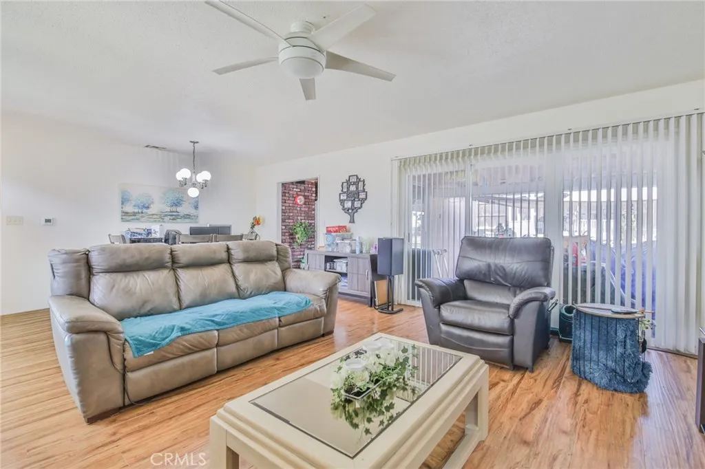 1315 Hillside, Pomona, California 91768 home-pic-4