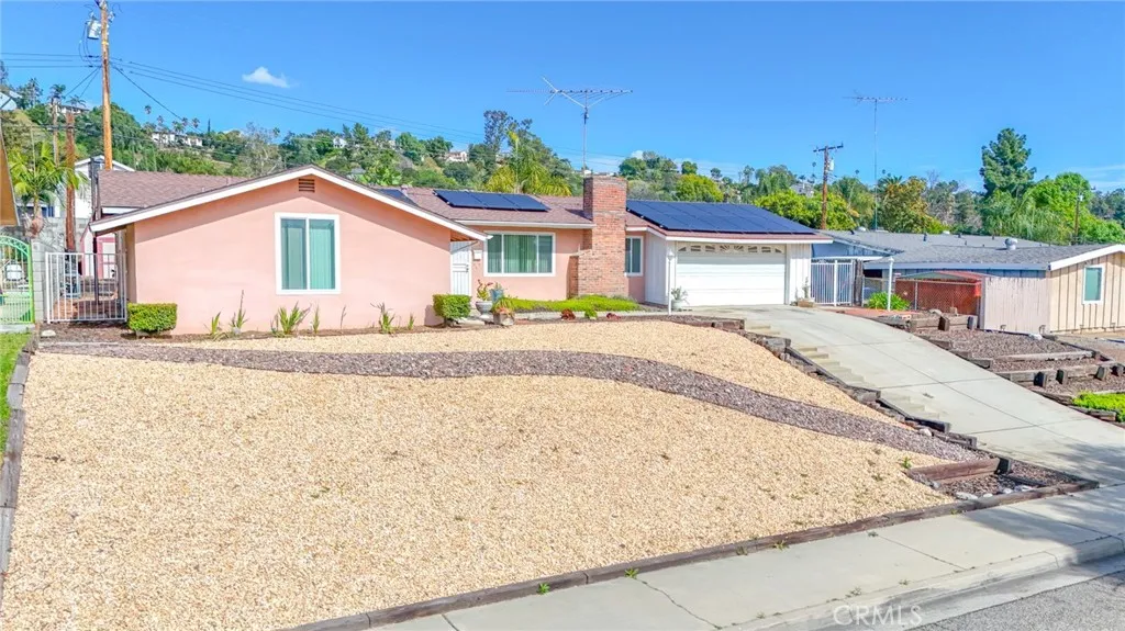 1315 Hillside, Pomona, California 91768 home-pic-3