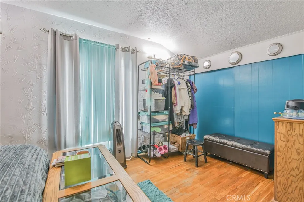 1315 Hillside, Pomona, California 91768 home-pic-20
