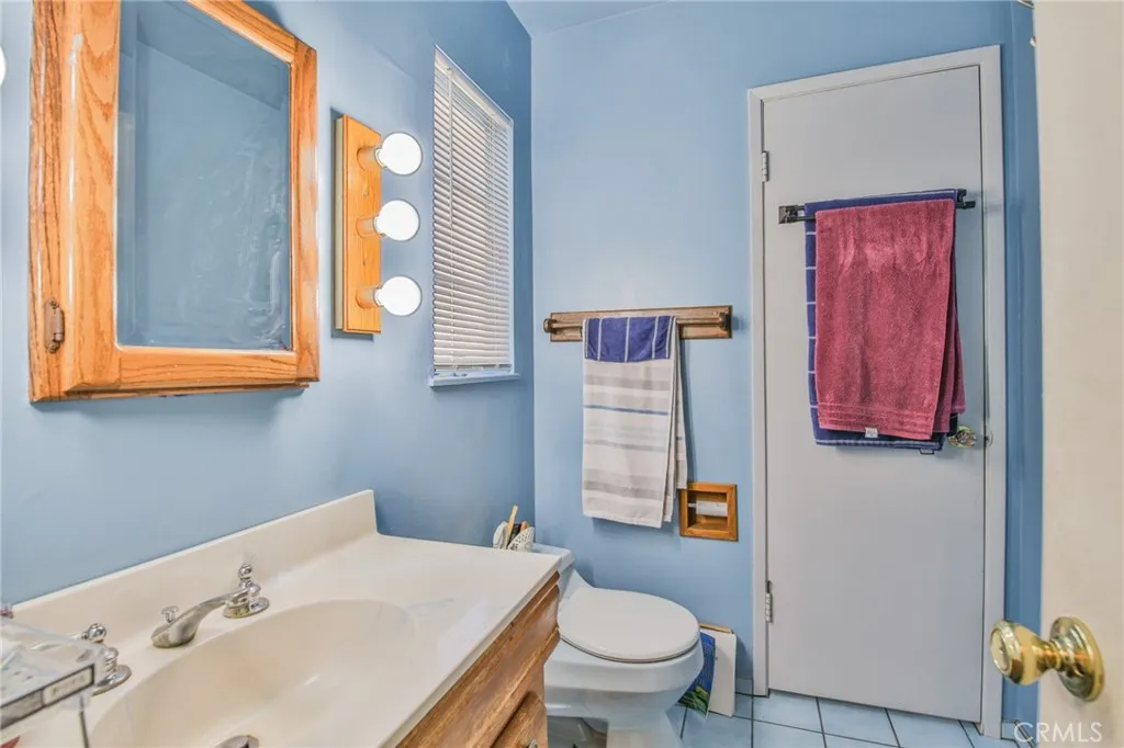1315 Hillside, Pomona, California 91768 home-pic-14