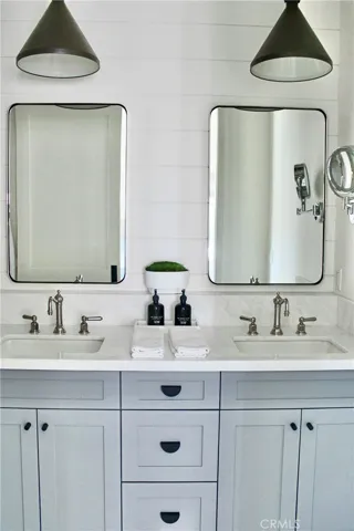 4407 W Coast Highway 4, Newport Beach, California 92663