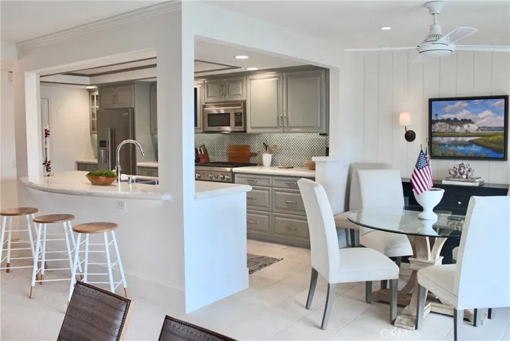 4407 W Coast Highway 4, Newport Beach, California 92663
