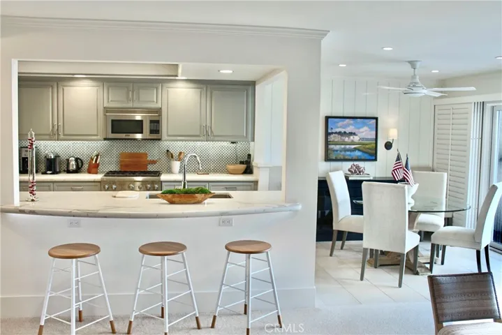 4407 W Coast Highway 4, Newport Beach, California 92663