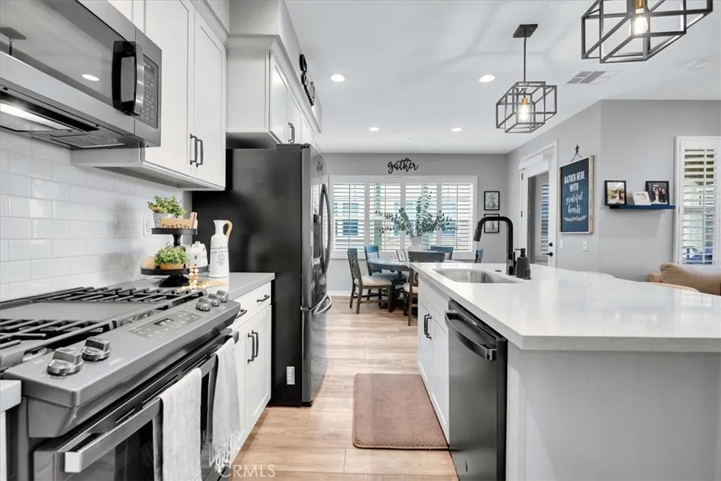 901 Sunset Rdg, Lake Forest, California 92610 home-pic-7