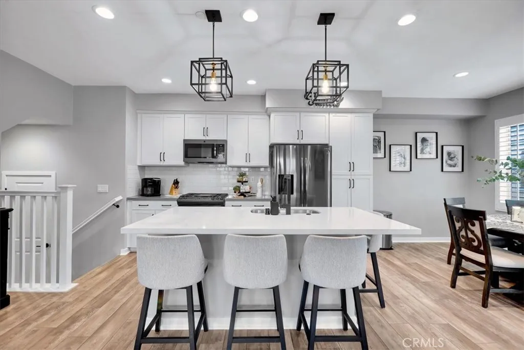 901 Sunset Rdg, Lake Forest, California 92610 home-pic-11