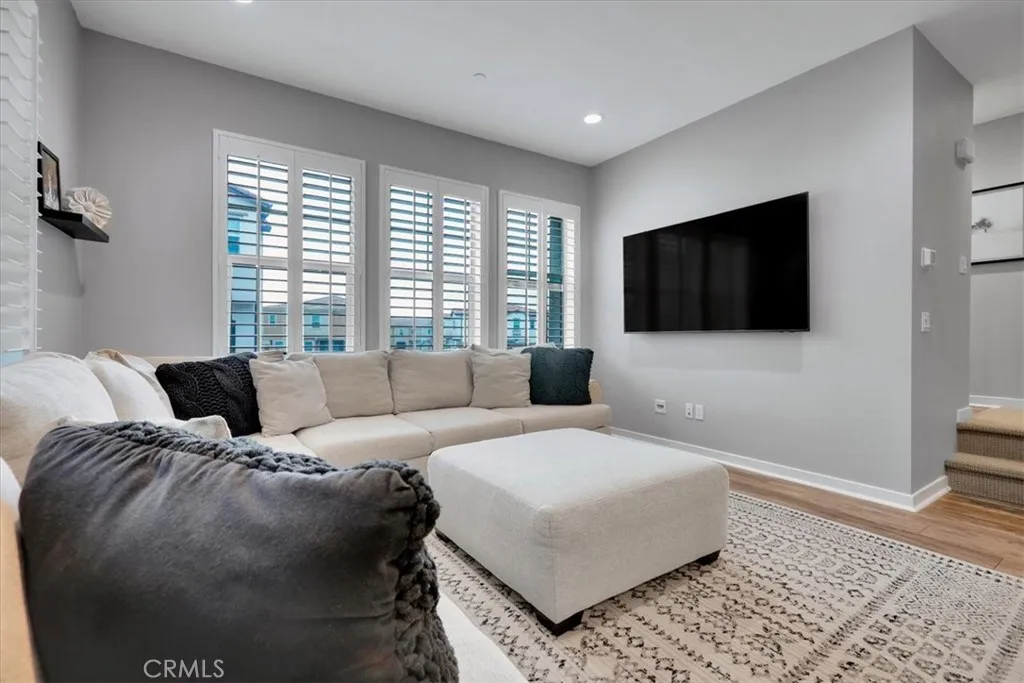 901 Sunset Rdg, Lake Forest, California 92610 home-pic-28