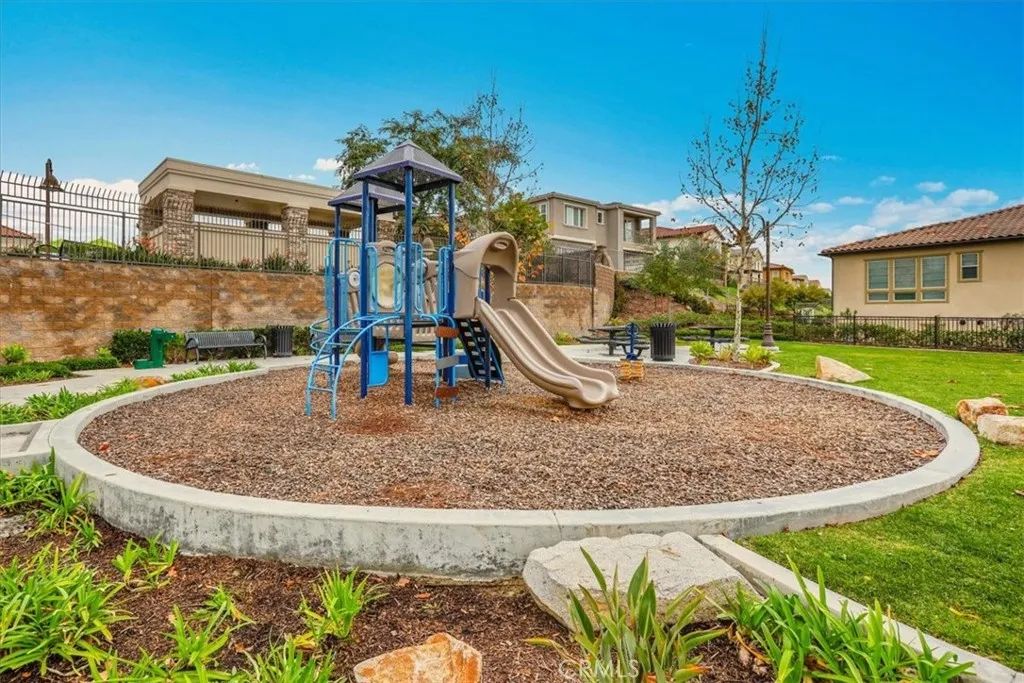 901 Sunset Rdg, Lake Forest, California 92610 home-pic-70