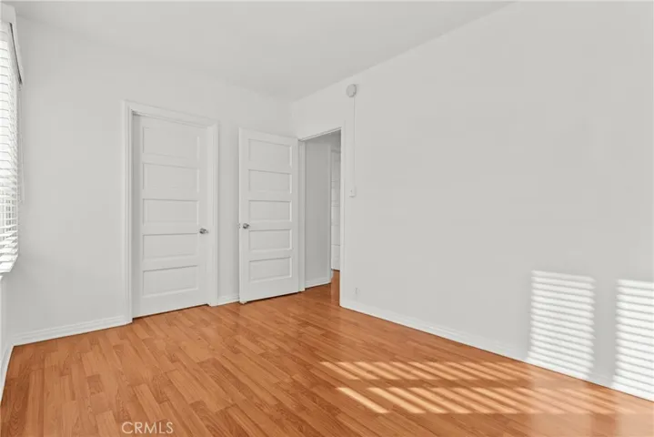 1322 S Van Ness, Los Angeles, California 90019