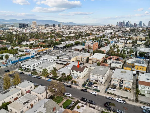 1322 S Van Ness, Los Angeles, California 90019
