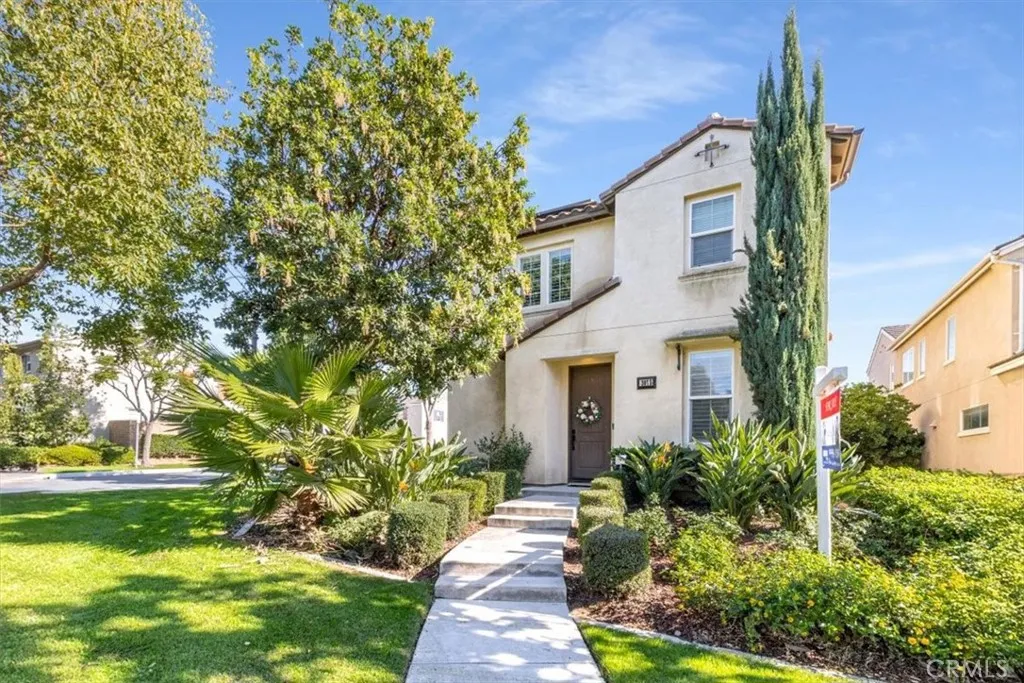 3075 S Edenglen, Ontario, California 91761 home-pic-2