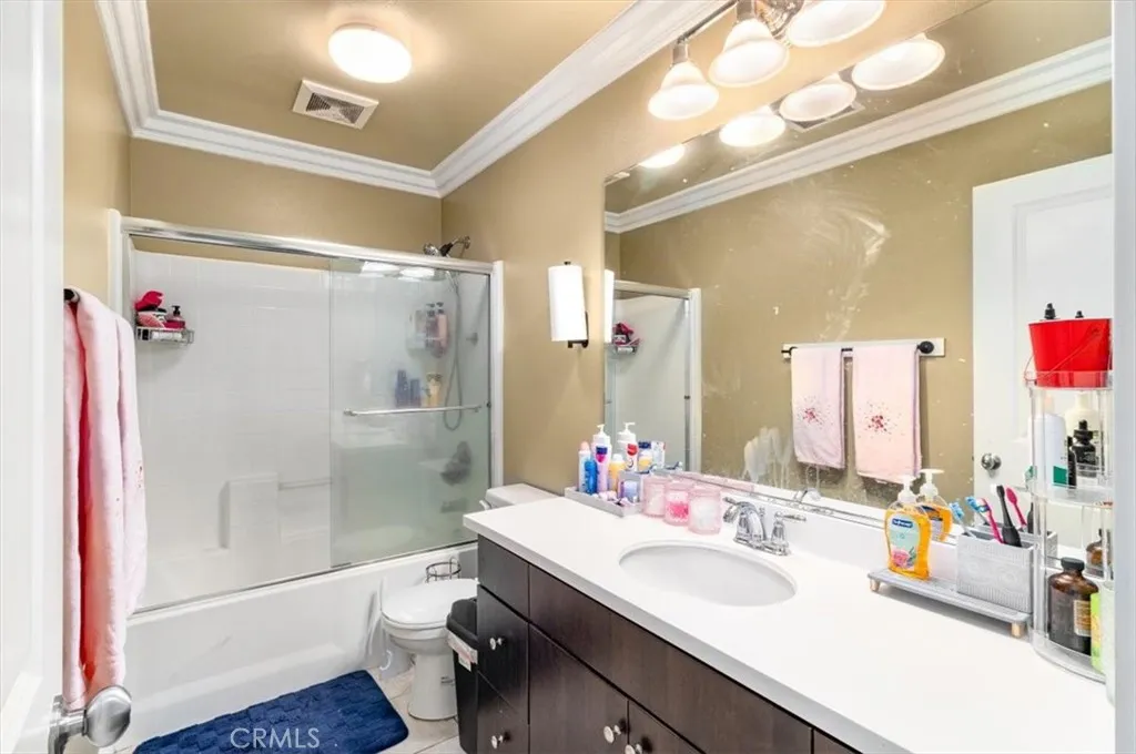3075 S Edenglen, Ontario, California 91761 home-pic-34